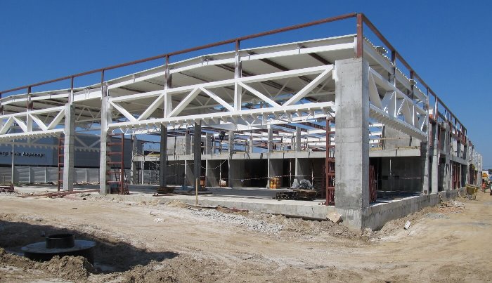 BUILDING OF CAR DEALERSHIP YAGUAR, LANDROVER HIGHWAY KYIV - BORYSPIL