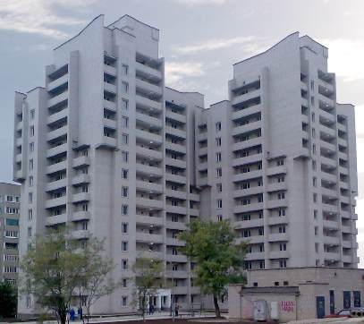 130-APARTMENT RESIDENTIAL BUILDING ON 45 NABEREZHNA ENERGETYKIV STREET IN YUZHOUKRAINSK